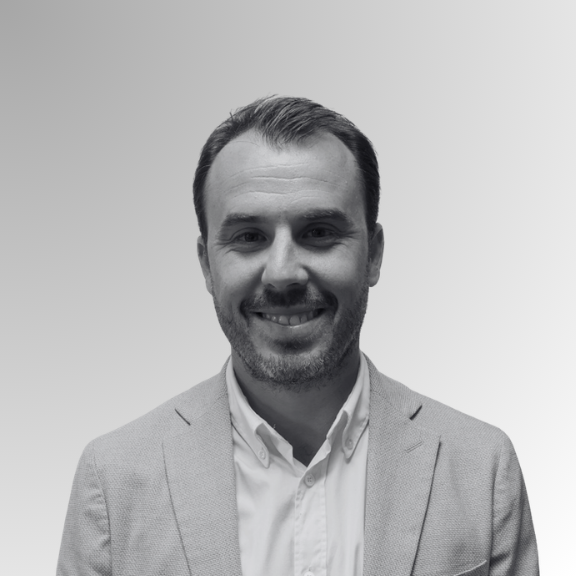 Photo of Peio Tomasena, Directeur des Opérations